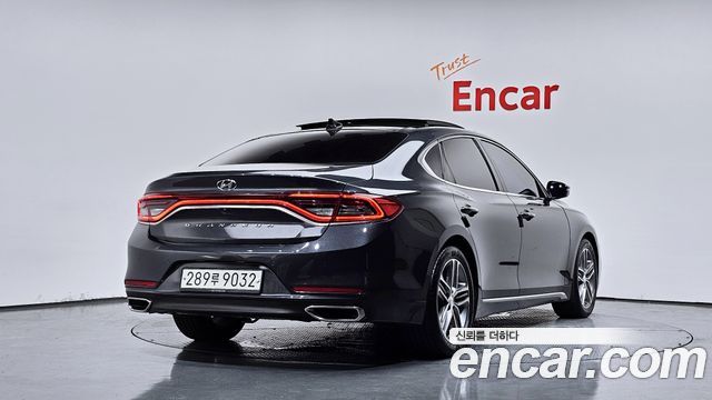 Hyundai Grandeur 2.4 Premium Special — пробег 158 058 км — фото 2 из 5