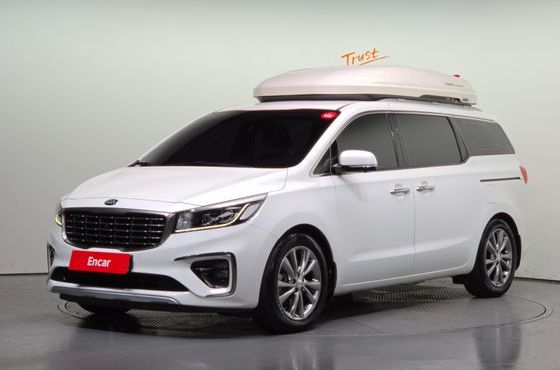 Kia Carnival 9-Seater Noblesse Special — пробег 122 200 км — фото 1 из 5