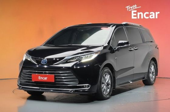Toyota Sienna 2.5 Hybrid AWD — пробег 64 565 км — фото 1 из 5