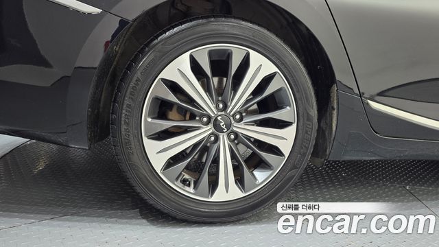 Kia K8 из Кореи Encar