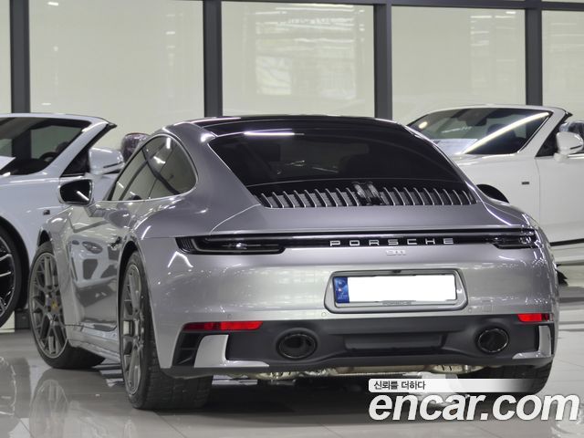 Porsche 911 Carrera 4 — пробег 7 000 км — фото 3 из 5