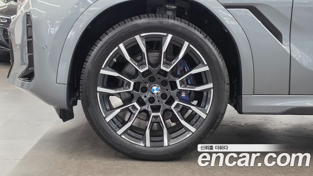 BMW X6 xDrive40i M Sport — пробег 5 874 км — фото 5 из 5