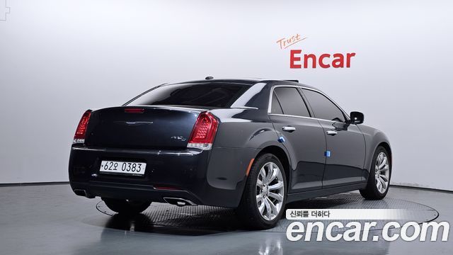 Chrysler 300C из Кореи Encar