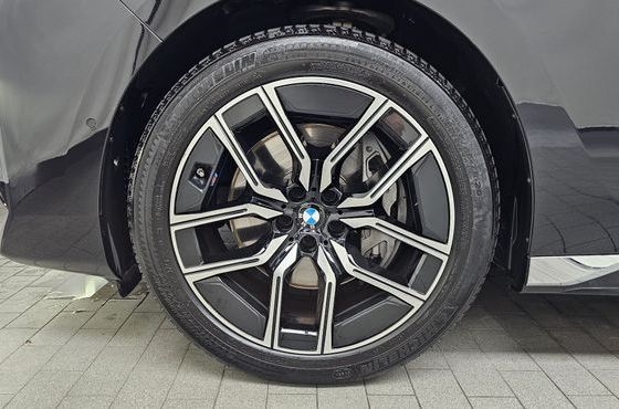 BMW 7-Series 740i sDrive M Sport — пробег 50 244 км — фото 5 из 5