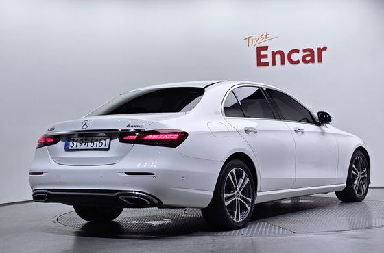 Mercedes-Benz E-Class E350 4MATIC Avantgarde — пробег 95 354 км — фото 2 из 5
