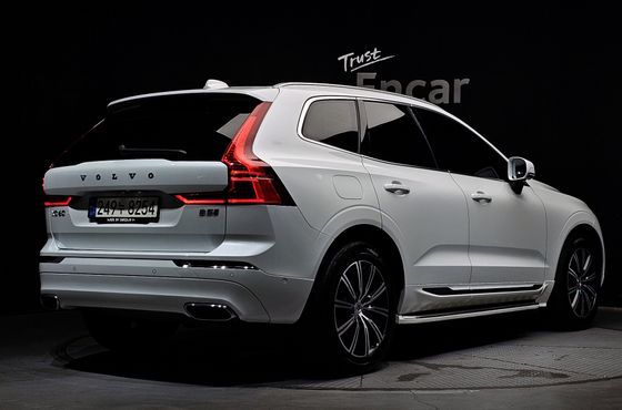 Volvo XC60 B5 Inscription — пробег 49 572 км — фото 2 из 5