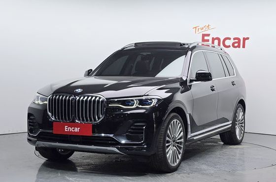 BMW X7 xDrive 40i Design Pure Excellence 7-Seater — пробег 78 734 км — фото 1 из 5