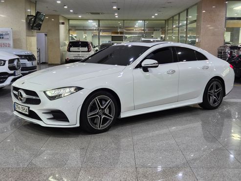Mercedes-Benz CLS-Class CLS300d AMG Line — пробег 99 348 км — фото 1 из 5