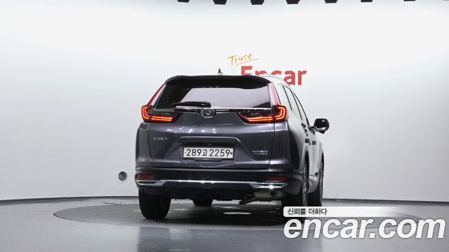 Honda CR-V 2.0 Hybrid Touring 4WD — пробег 77 914 км — фото 4 из 5