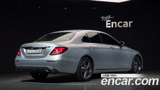 Mercedes-Benz E-Class из Кореи Encar