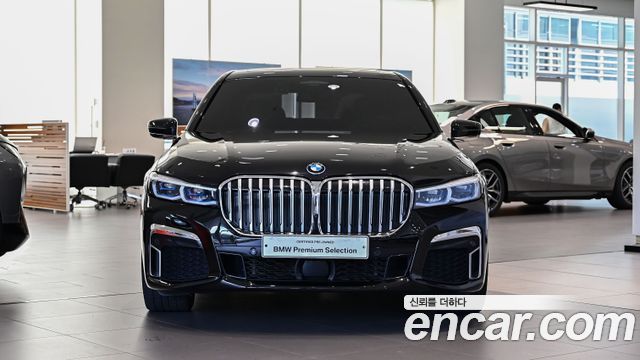 BMW 7-Series 745e iPerformance M Sport — пробег 99 817 км — фото 3 из 5