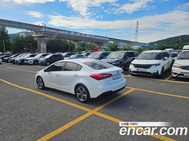 Kia K3 из Кореи Encar