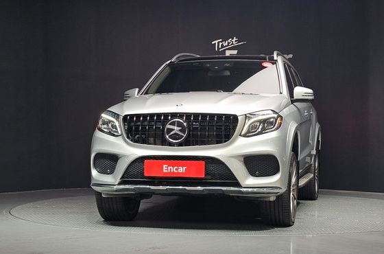 Mercedes-Benz GLS-Class GLS500 4MATIC — пробег 107 521 км — фото 3 из 5