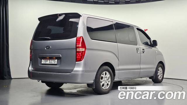 Hyundai Starex 11-Seater Wagon CVX Premium — пробег 127 169 км — фото 2 из 5