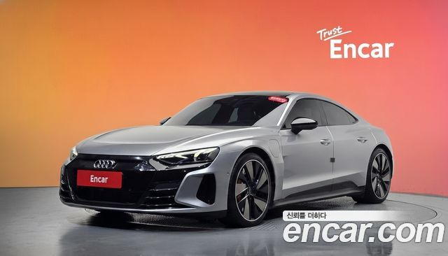 Audi e-tron GT GT quattro Premium — пробег 121 131 км — фото 1 из 5