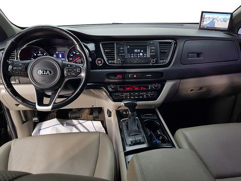 Kia Carnival 11-seater Prestige — пробег 118 981 км — фото 5 из 5