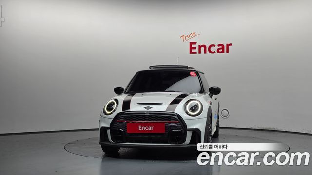 Mini Cooper JCW Launch Pack Third Generation — пробег 33 764 км — фото 3 из 5