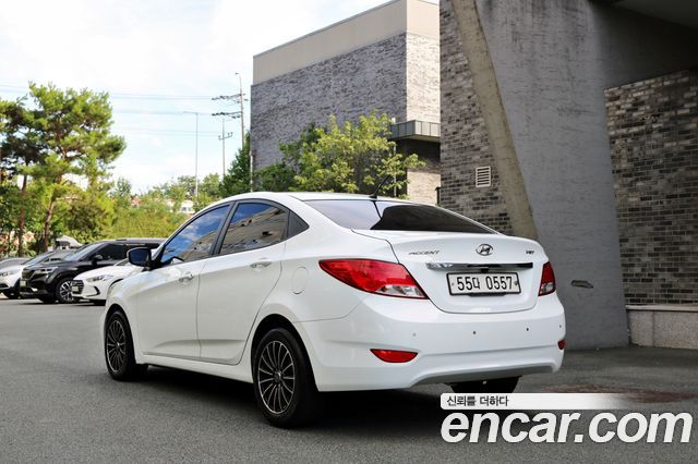 Hyundai Accent Diesel 1.6 VGT Modern — пробег 175 945 км — фото 4 из 5