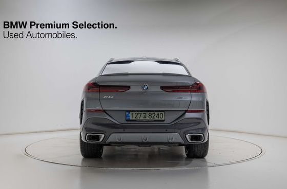 BMW X6 xDrive40i M Sport — пробег 4 810 км — фото 3 из 5