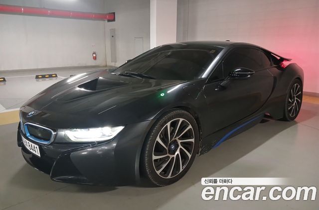 BMW i8 Coupe — пробег 98 000 км — фото 1 из 5