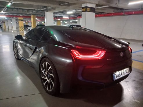 BMW i8 Coupe — пробег 100 000 км — фото 3 из 5