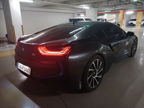 BMW i8 Coupe — пробег 100 000 км — фото 4 из 5