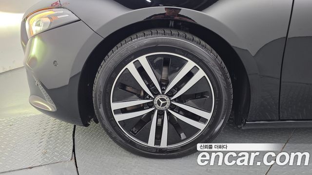 Mercedes-Benz A-Class A220 Hatchback — пробег 90 767 км — фото 5 из 5