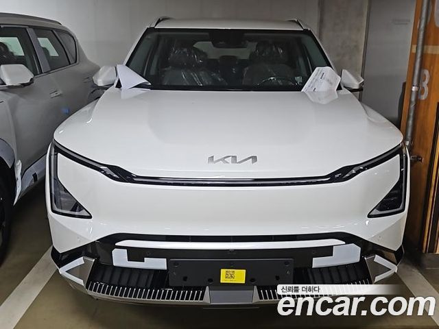 Kia EV5 Long Range 2WD Earth — пробег 6 км — фото 1 из 5