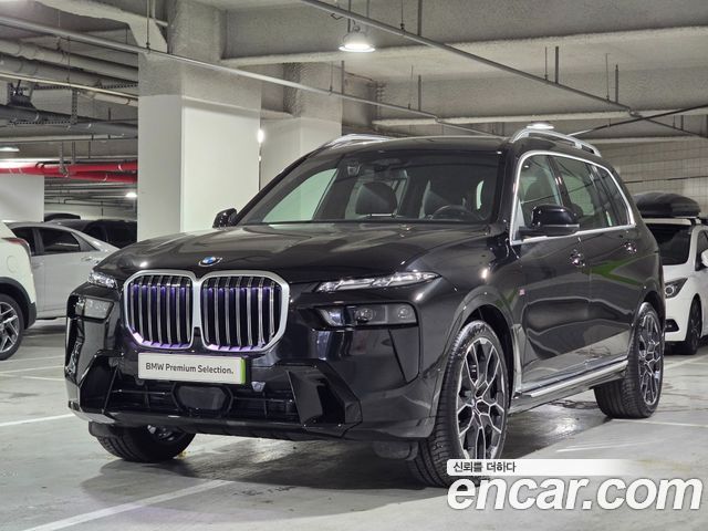 BMW X7 xDrive 40i M Sport 6STR — пробег 7 376 км — фото 1 из 5
