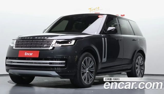 Land Rover Range Rover P550E AB — пробег 10 000 км — фото 1 из 5
