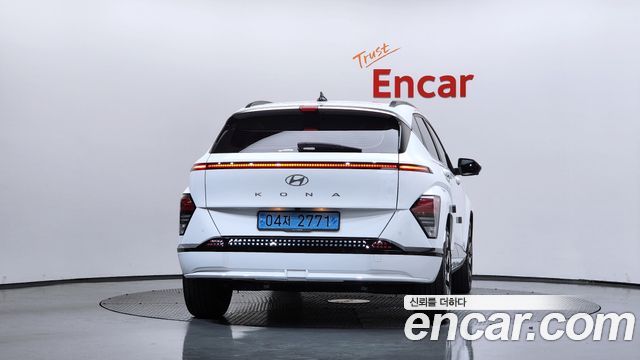 Hyundai Kona Long Range Inspiration — пробег 28 391 км — фото 4 из 5