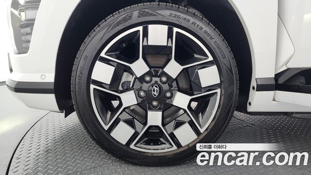 Hyundai Kona Long Range Inspiration — пробег 28 391 км — фото 5 из 5