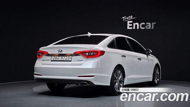 Hyundai Sonata 2.0 Premium — пробег 122 177 км — фото 2 из 5
