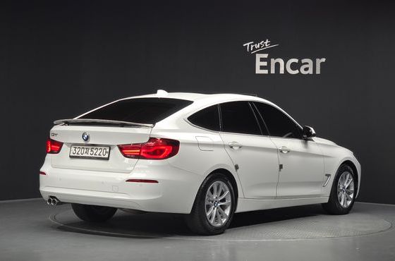 BMW Gran Turismo GT 320d — пробег 76 132 км — фото 2 из 5