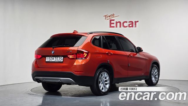 BMW X1 xDrive 18d — пробег 109 982 км — фото 2 из 5