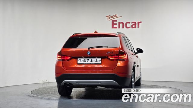 BMW X1 xDrive 18d — пробег 109 982 км — фото 4 из 5