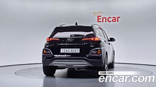 Hyundai Kona из Кореи Encar
