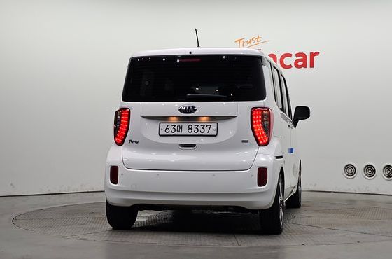 Kia RAY Turbo Prestige — пробег 93 866 км — фото 4 из 5