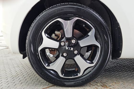 Kia RAY Turbo Prestige — пробег 93 866 км — фото 5 из 5