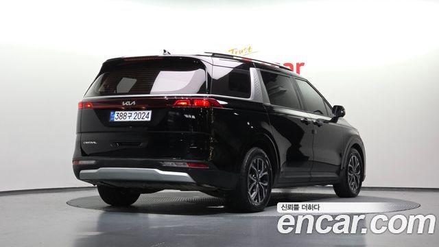 Kia Carnival 9-Seater Prestige — пробег 45 737 км — фото 2 из 5
