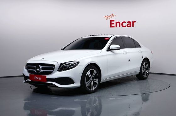 Mercedes-Benz E-Class E220d 4MATIC Avantgarde — пробег 107 536 км — фото 1 из 5