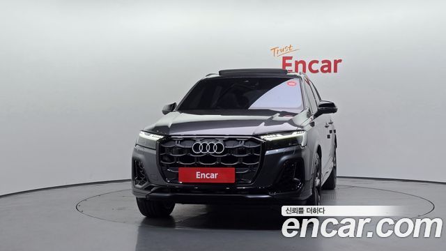 Audi Q7 55 TFSI Quattro Premium — пробег 9 427 км — фото 3 из 5