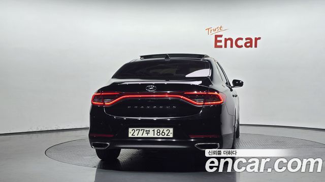 Hyundai Grandeur из Кореи Encar