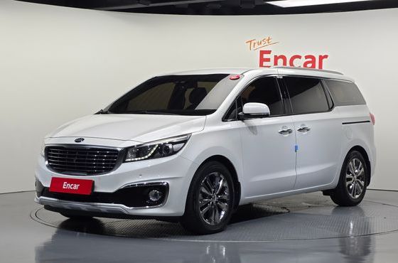 Kia Carnival 9-seater Prestige — пробег 114 763 км — фото 1 из 5