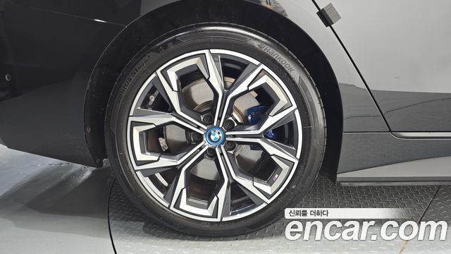 BMW i4 из Кореи Encar