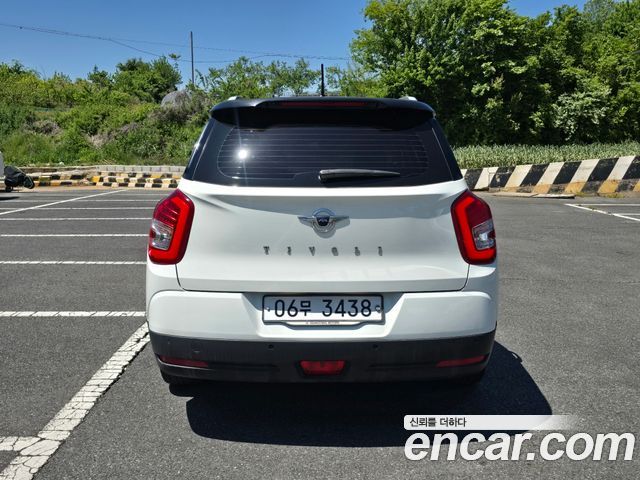 Ssangyong TIBOLI из Кореи Encar