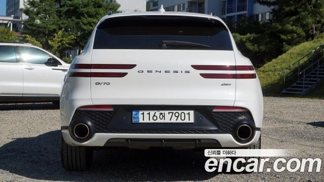 Genesis GV70 3.5T Gasoline AWD — пробег 21 492 км — фото 3 из 5