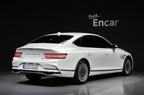 Genesis G80 Gasoline 2.5 Turbo AWD — пробег 10 746 км — фото 2 из 5