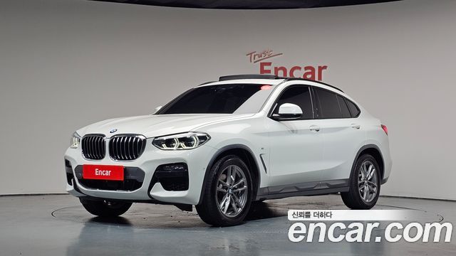 BMW X4 xDrive20i M Sport X — пробег 64 221 км — фото 1 из 5
