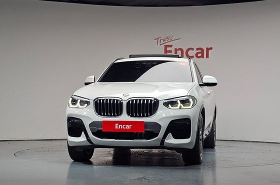 BMW X4 xDrive20i M Sport X — пробег 64 221 км — фото 3 из 5